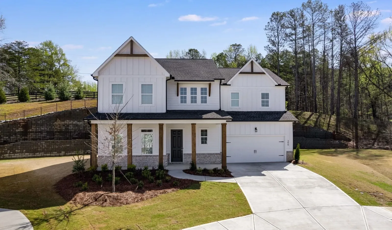 399 Tillman Pass, Woodstock