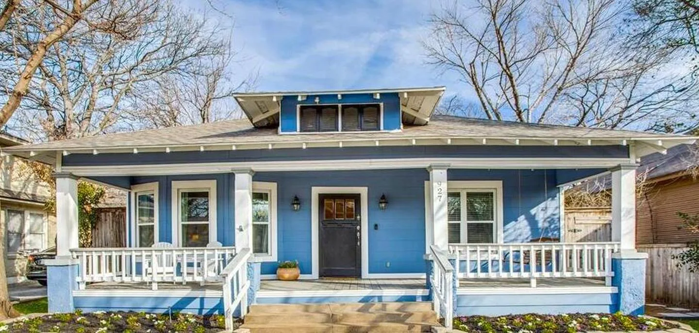 927 Centre Street, Dallas