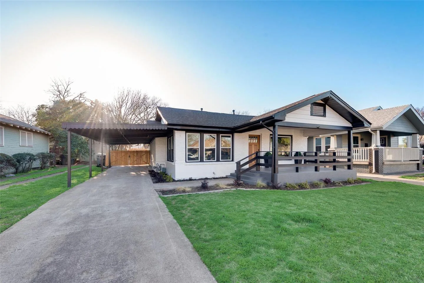 1023 Woodlawn Avenue, Dallas
