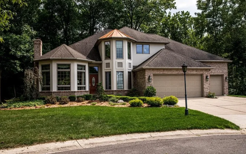 1506 Golfside Court, Flushing