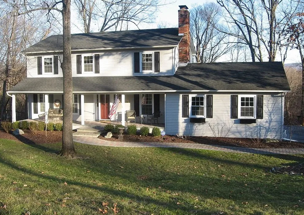 16 Pellbridge Drive, Hopewell Junction