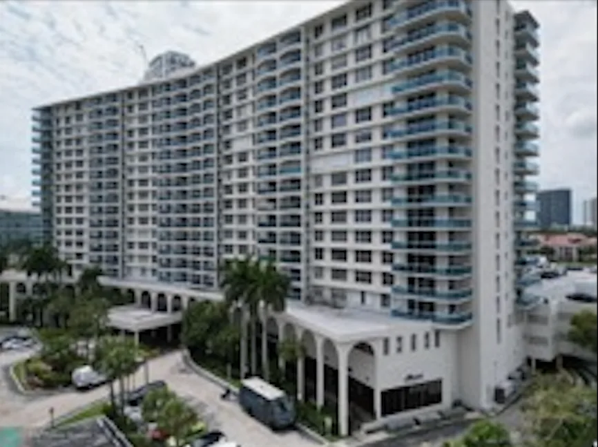 3800 South Ocean Drive 817, Hollywood