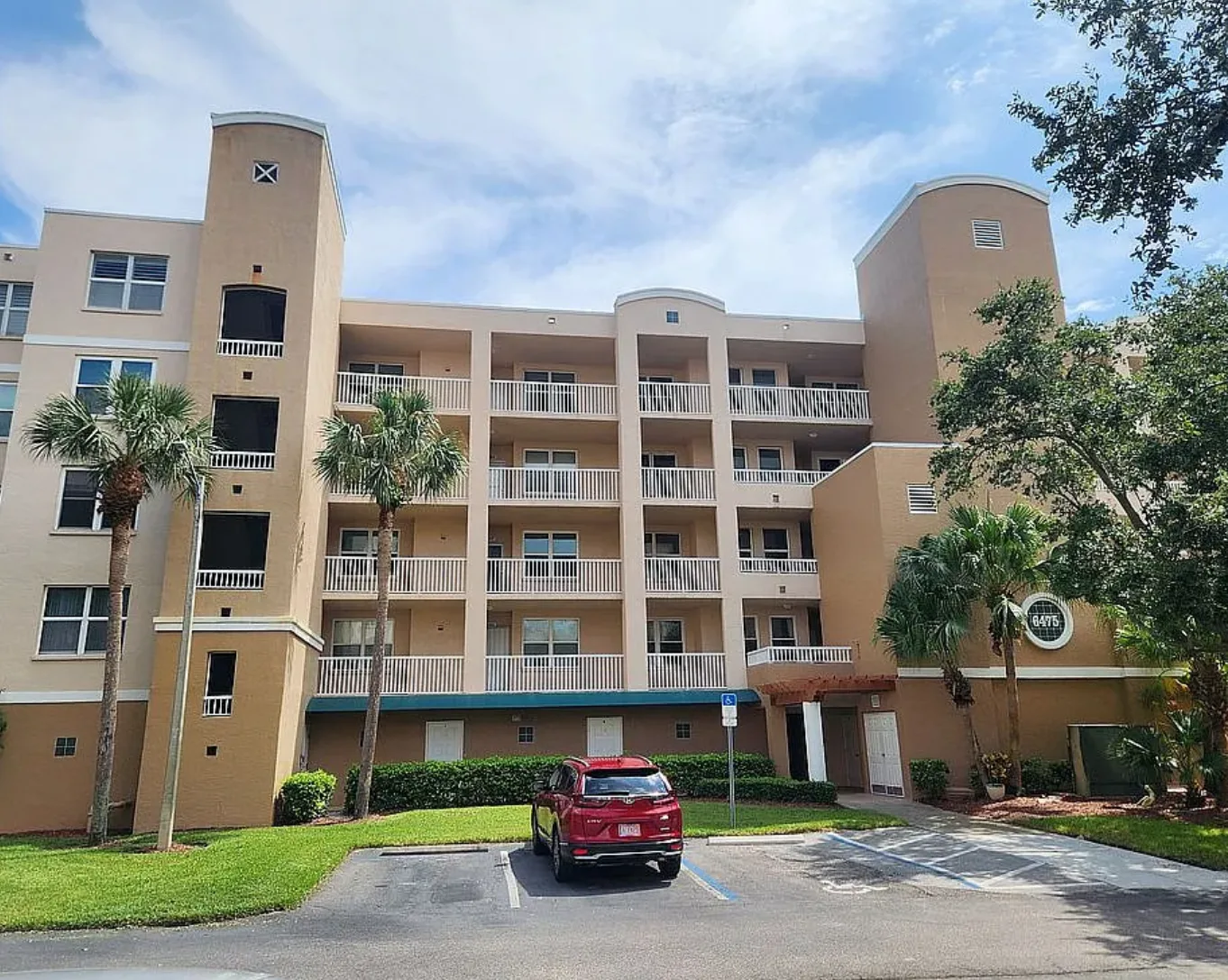 6475 Shoreline Drive 5301, St. Petersburg