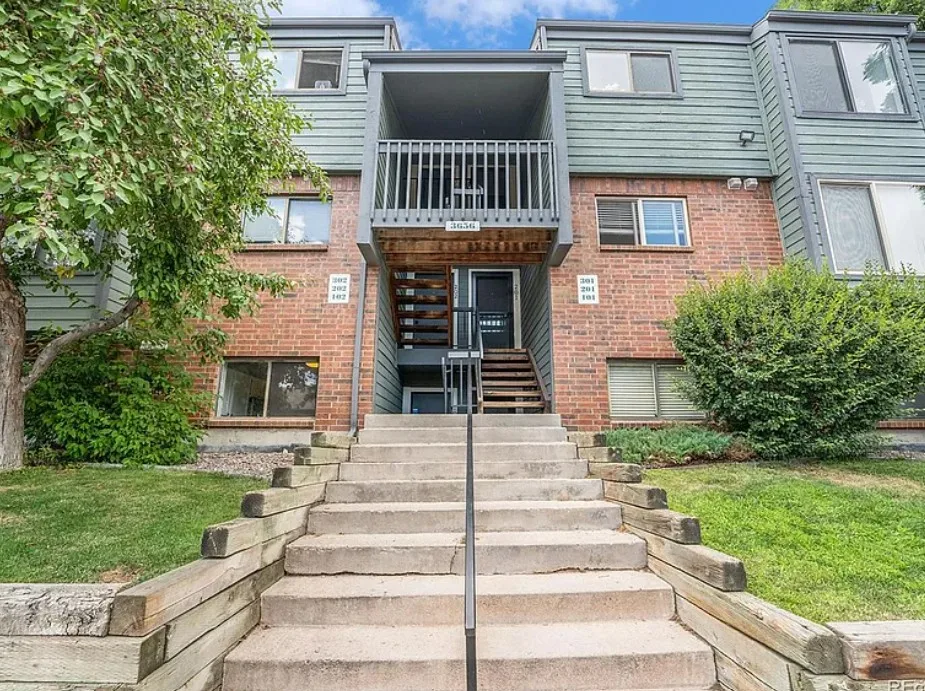 3656 South Depew Street 102, Lakewood